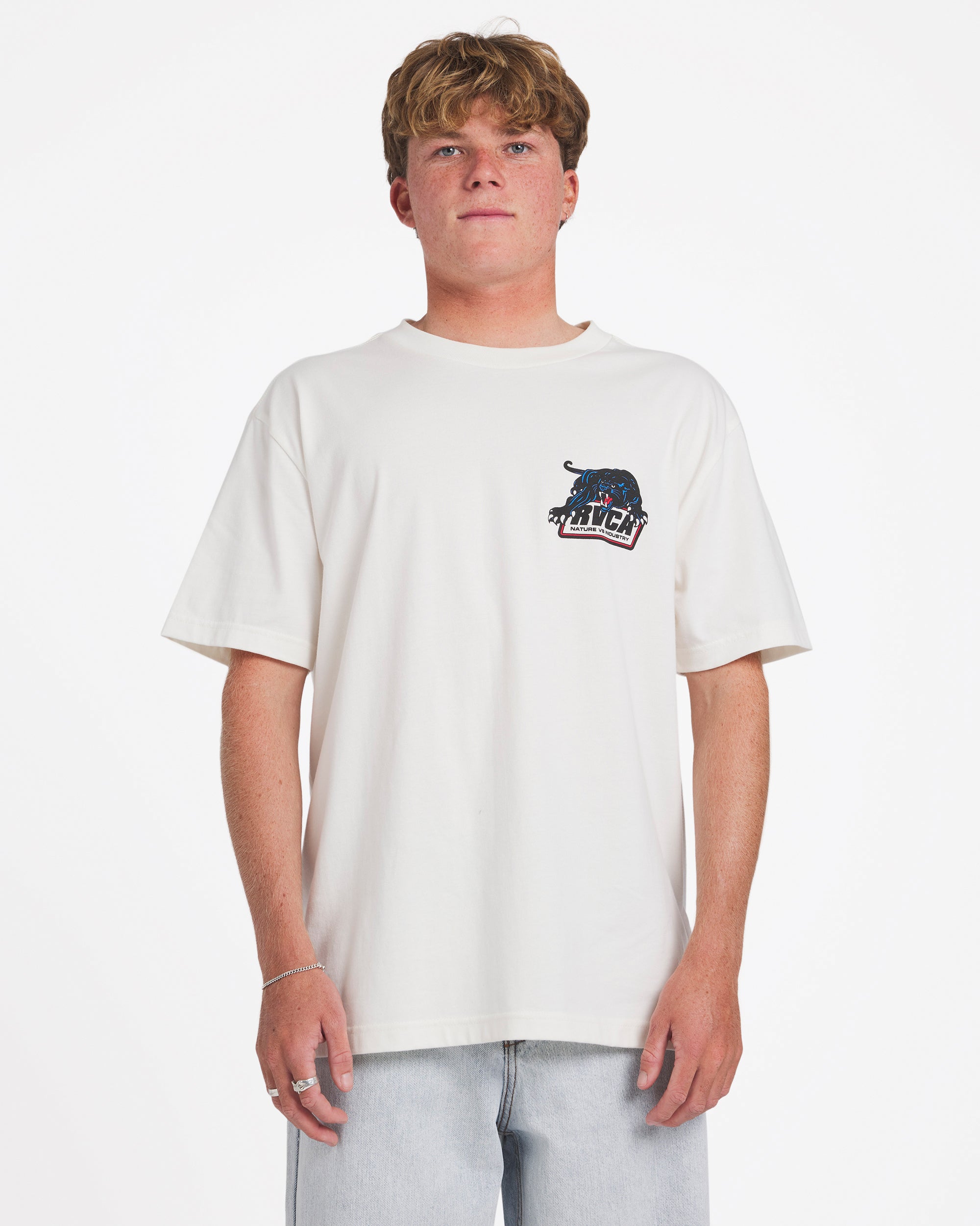 23a353553_rvca_anw_frt1