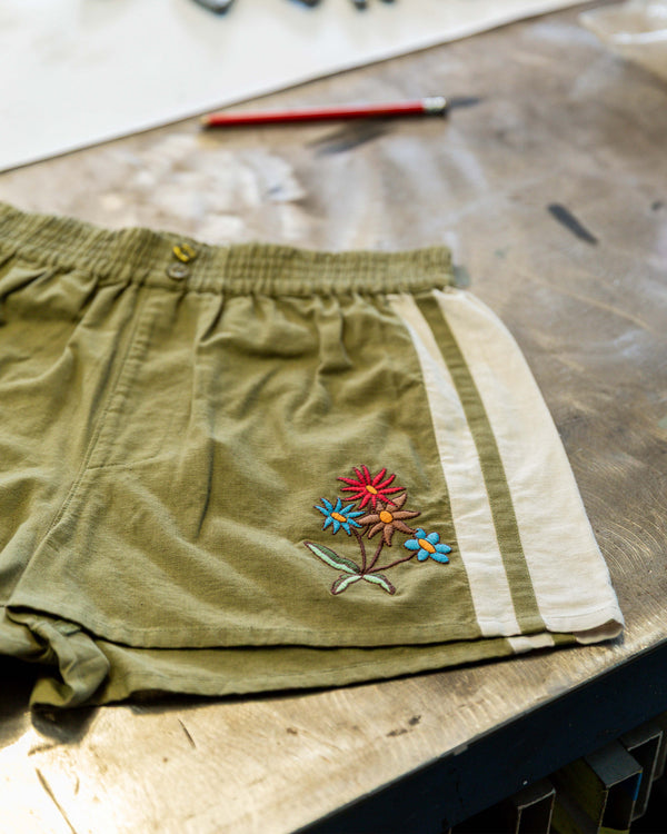 Womens Mel G Elastic Waist Shorts