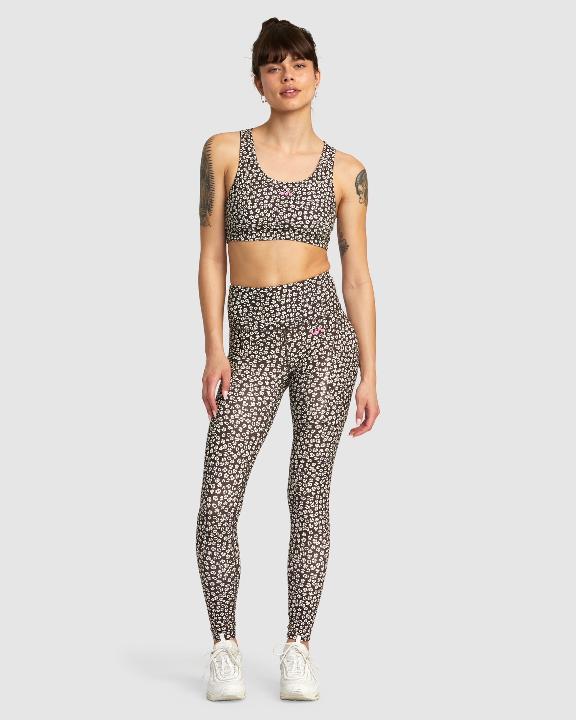 Womens VA Essential Pocket Legging II