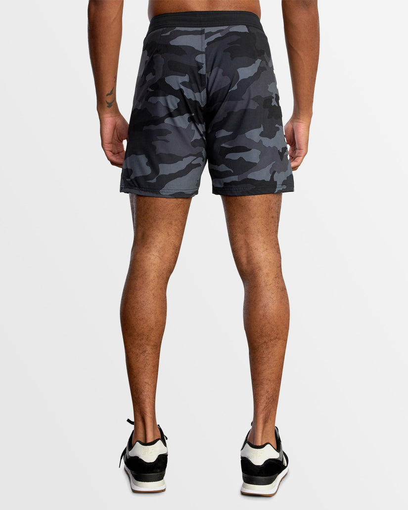 Mens Fight Scrapper 17" Walkshorts