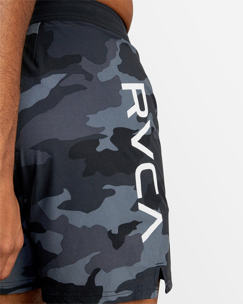 Mens Fight Scrapper 17" Walkshorts