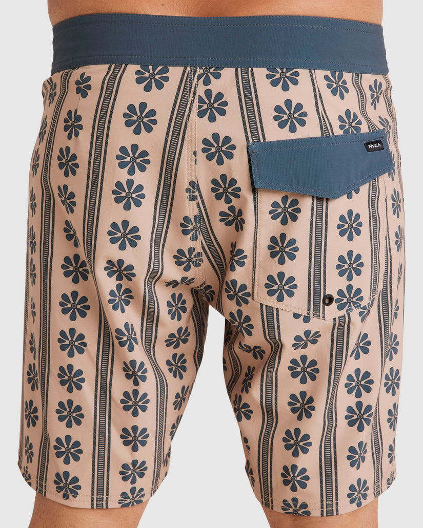 Mens Daisied 18" Boardshorts