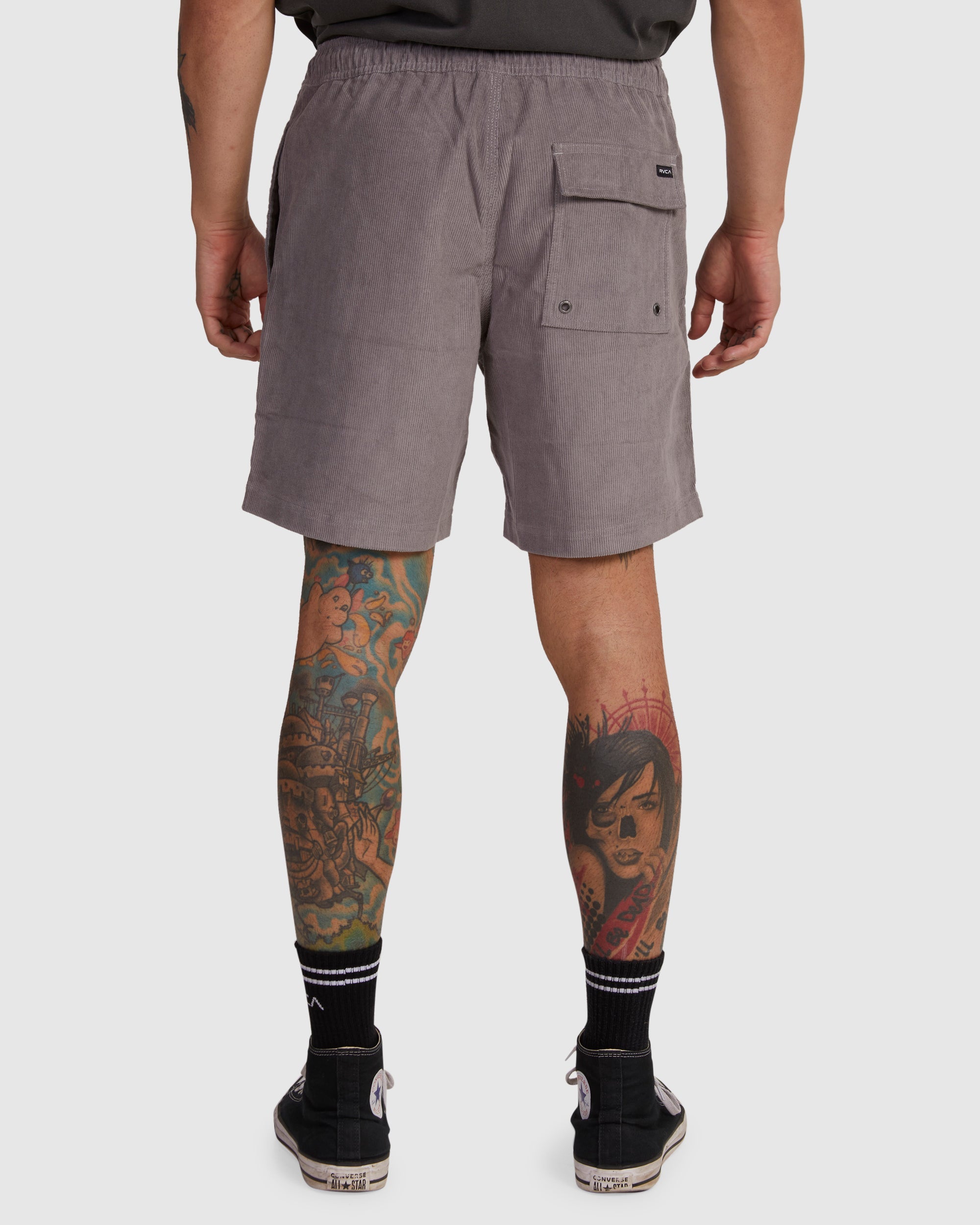 Escape Cord Elastic Script Shorts