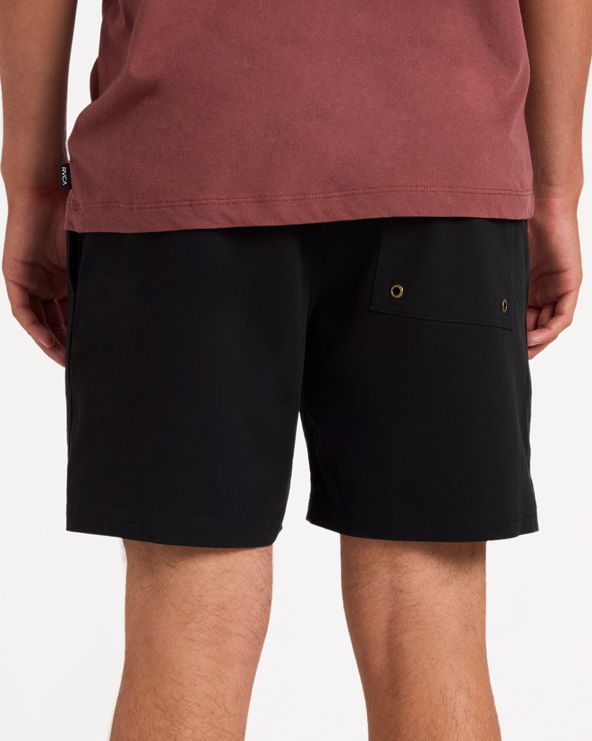 uvyws00150_rvca_blk_bck6