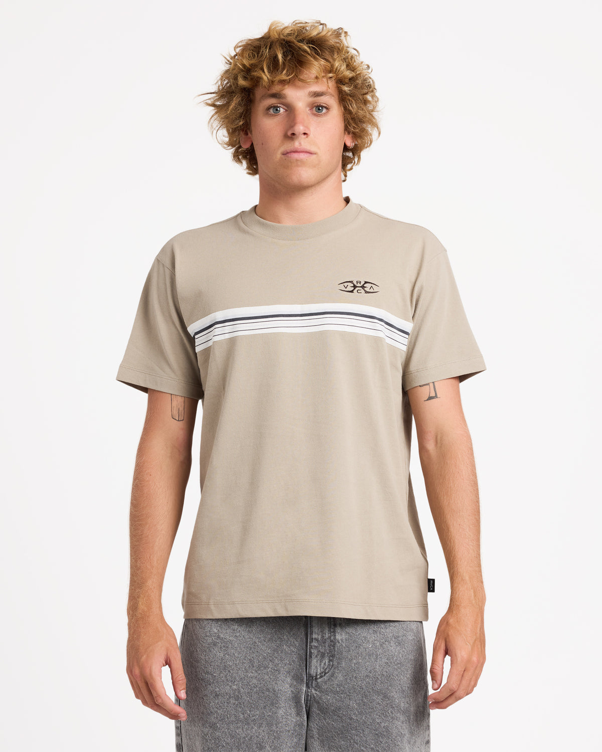 uvyzt01018_rvca_sjq0_frt1