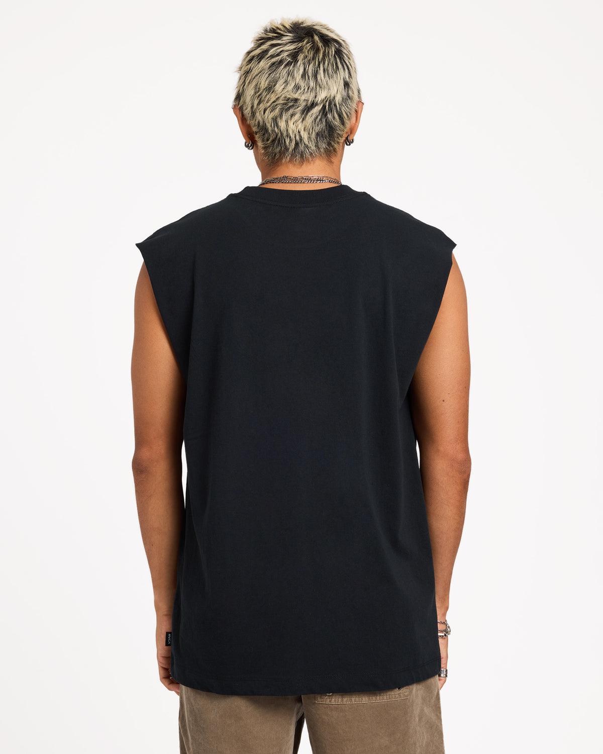 uvyzt01036_rvca_rvb_bck1