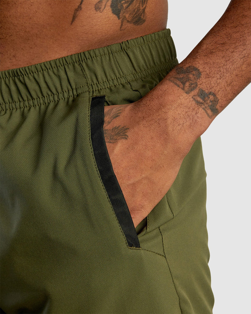 Mens Yogger Iv Short 17" Walk Shorts